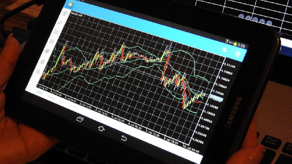 Bitcoin Holds Above $27K; XRP, ADA, DOGE Trade Little Changed Bitcoin Holds Above $27K; XRP, ADA, DOGE Trade Little Changed