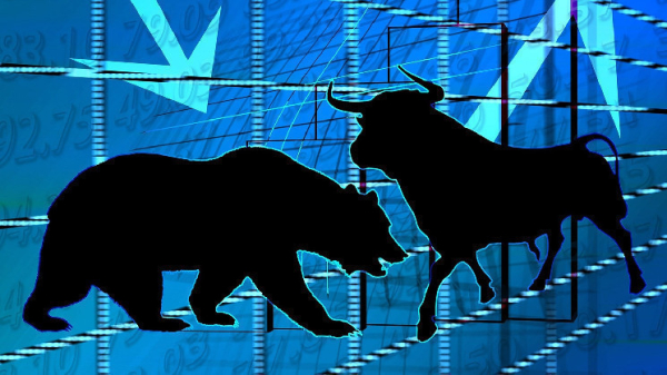 Bitcoin Climbs Near $44K as U.S. Stocks Nurse Biggest Three-Month Loss Bitcoin Climbs Near $44K as U.S. Stocks Nurse Biggest Three-Month Loss