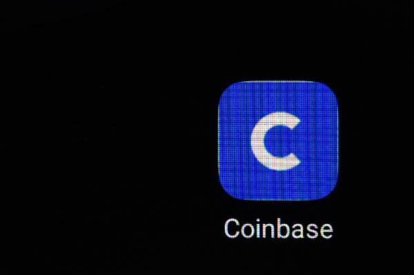 Coinbase (COIN) Shares Dip in Premarket After Stock Downgrade by JPM; $80 PT Coinbase (COIN) Shares Dip in Premarket After Stock Downgrade by JPM; $80 PT