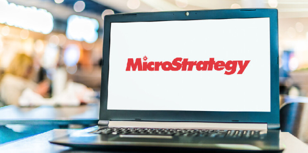 Time to Buy? MicroStrategy Stock Premium Shrinks After Bitcoin Pullback Time to Buy? MicroStrategy Stock Premium Shrinks After Bitcoin Pullback